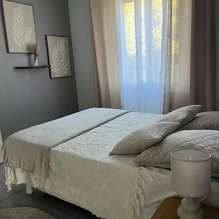 Holiday home Climatise Avec Piscine Et Jacuzzi Carpentras